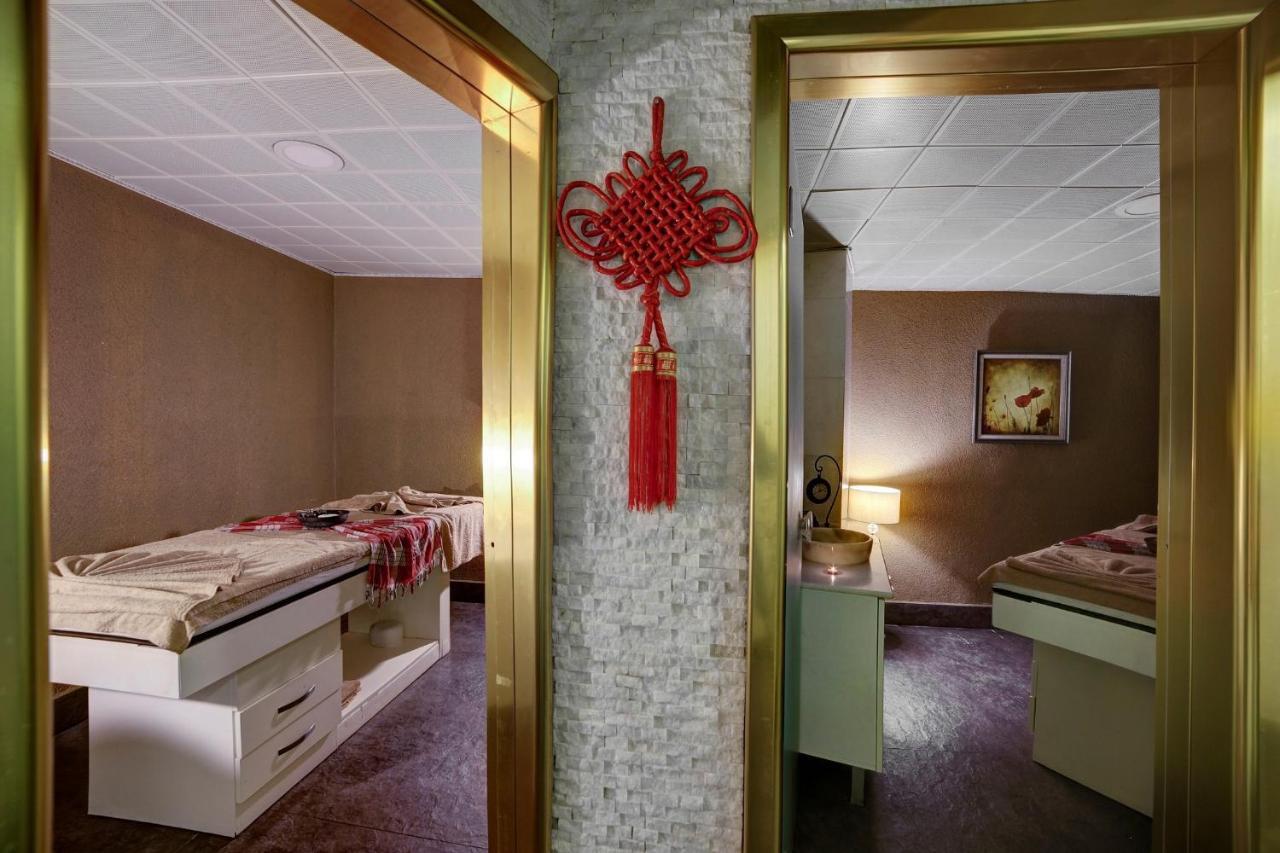 White Monarch Hotel Istanbul Eksteriør billede